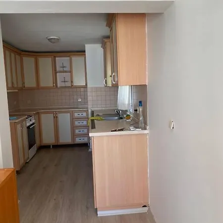Boyalik Tatil Sitesinde Denize Sifir 4 Kisilik Hotel *